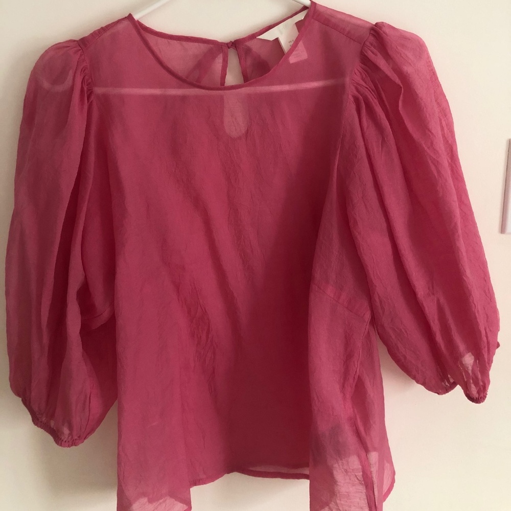 H&M Top - Picture 2 of 2